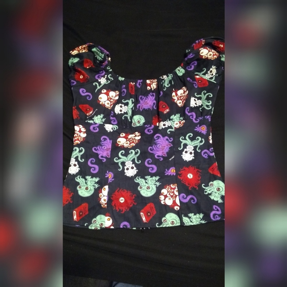 Pinup Couture Top